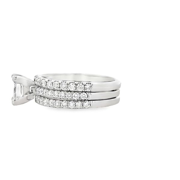 Estate - Diamond Ring Image 2 Flora Gems Decatur, IL