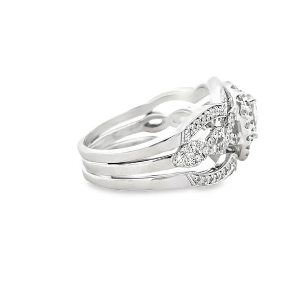 Estate - Diamond Ring Image 4 Flora Gems Decatur, IL