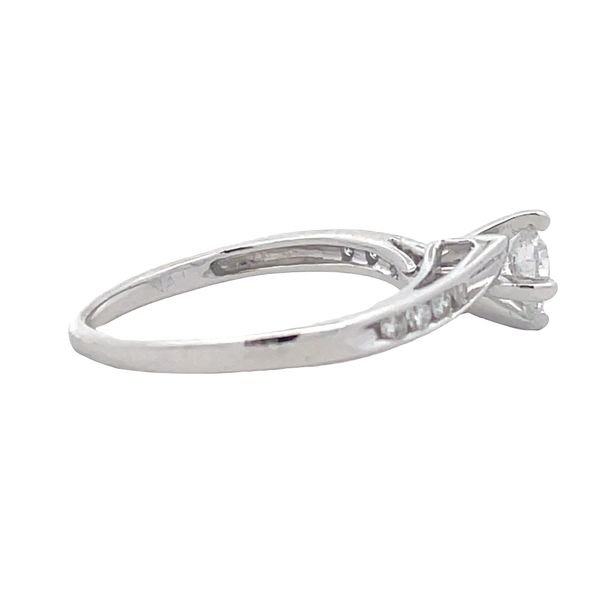 Estate - Diamond Ring Image 4 Flora Gems Decatur, IL