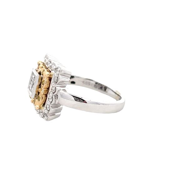 Estate - Diamond Ring Image 2 Flora Gems Decatur, IL