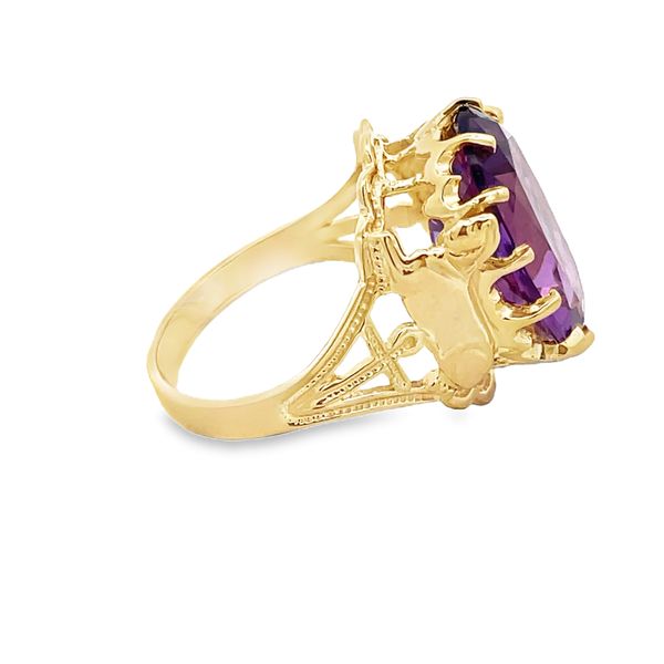 Estate - Amethyst Ring Image 4 Flora Gems Decatur, IL