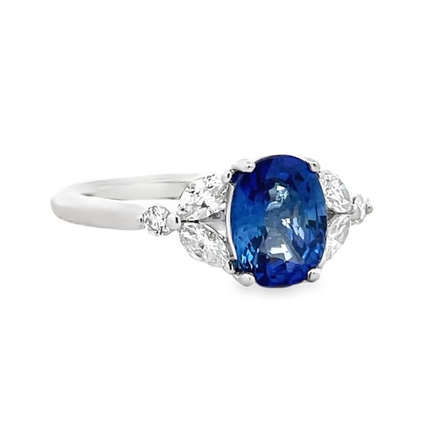 Estate - Blue Sapphire and Diamond Ring Flora Gems Decatur, IL