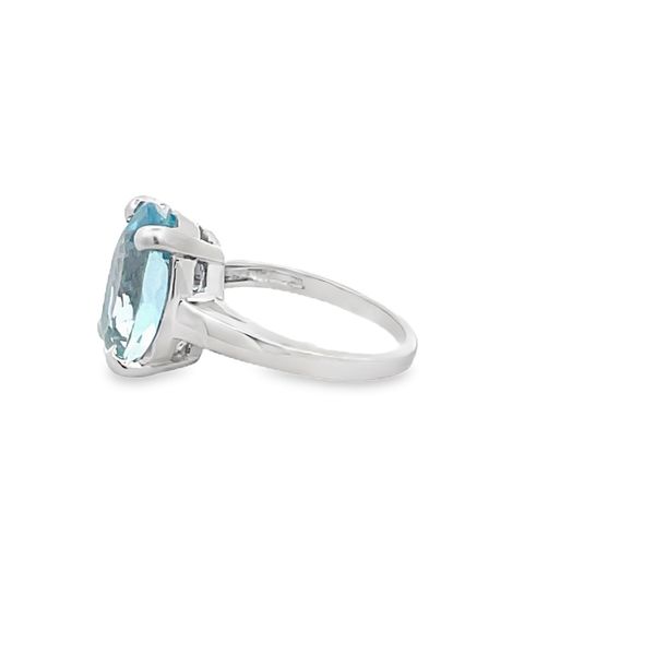 Estate - Aquamarine Ring Image 4 Flora Gems Decatur, IL