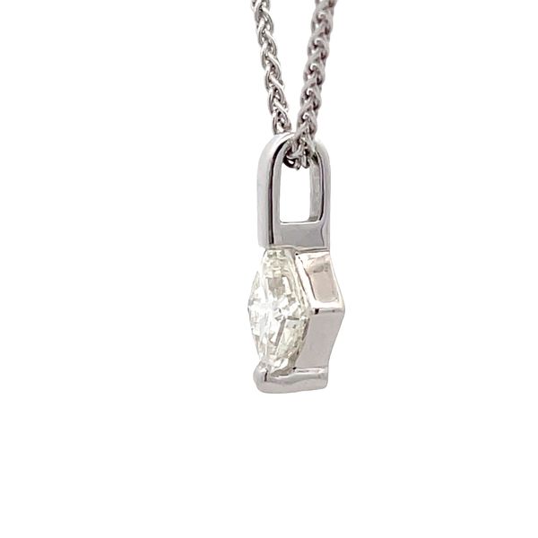 Estate - Diamond Solitaire Pendant Image 2 Flora Gems Decatur, IL