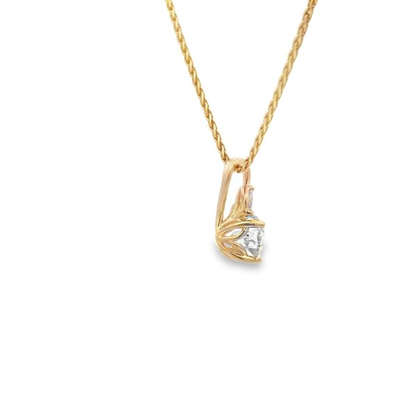 Estate - Diamond Pendant Image 4 Flora Gems Decatur, IL