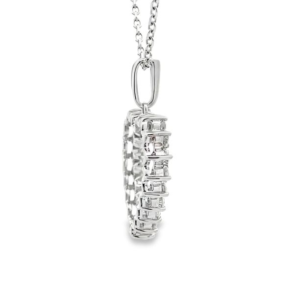 Estate - Diamond Heart Pendant Image 4 Flora Gems Decatur, IL