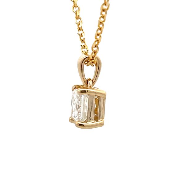 Estate - Diamond Solitaire Pendant Image 2 Flora Gems Decatur, IL