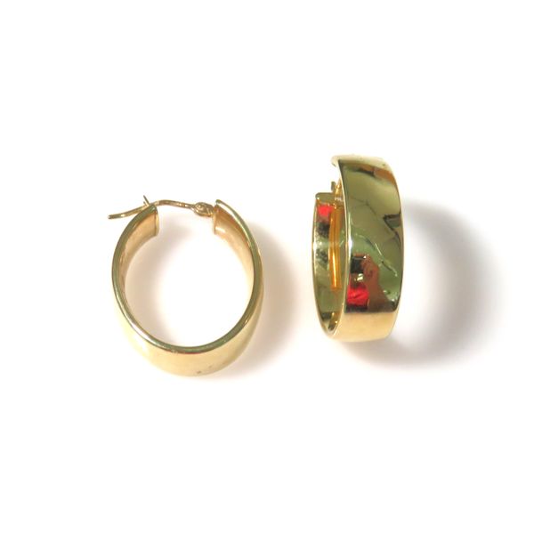 A Pair of 14 Karat Yellow Gold Estate Oval Hoop Earrings Forever Young Fine Jewelers St. George, UT