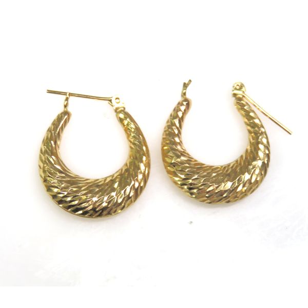 A Pair of 14 Karat Yellow Gold Estate Hoop Earrimgs Forever Young Fine Jewelers St. George, UT