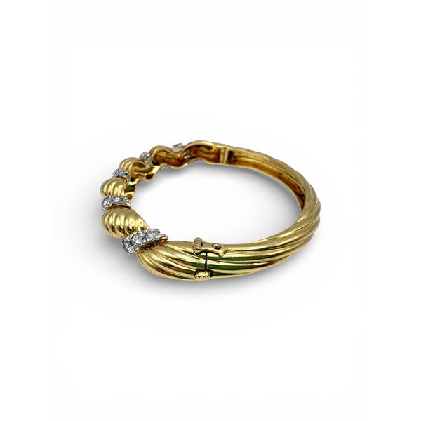Estate 18 Karat Yellow Gold Twisted Diamond Bangle Bracelet Image 2 Forever Young Fine Jewelers St. George, UT