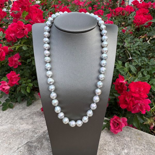 8.5 - 9 mm Gray Akoya Pearl Necklace with White Gold Clasp Image 3 Franzetti Jewelers Austin, TX