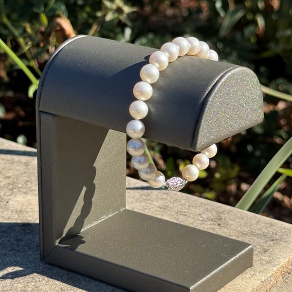 7 - 7.5 mm White Freshwater Pearl Bracelet with White Gold Clasp 7