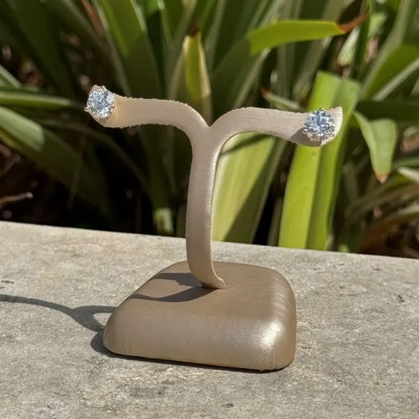 14KY Gold 3.13 CTW E/VS1 Lab Grown Diamond 3 Prong Studs IGI Graded Image 2 Franzetti Jewelers Austin, TX