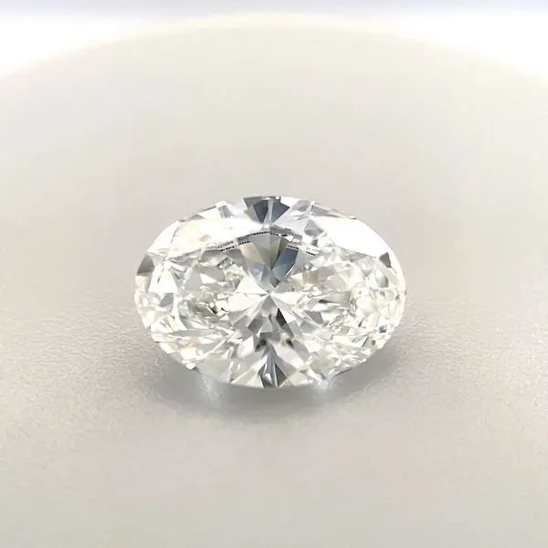 2.01 Ct Oval Lab Grown Diamond F Color VVS2 Clarity - IGI Franzetti Jewelers Austin, TX