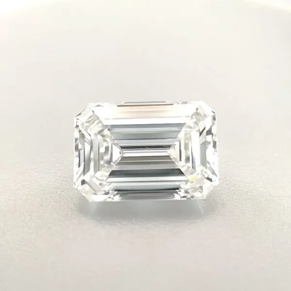 2.02 Ct Emerald Cut Lab Grown Diamond F Color VS1 Clarity - IGI Franzetti Jewelers Austin, TX