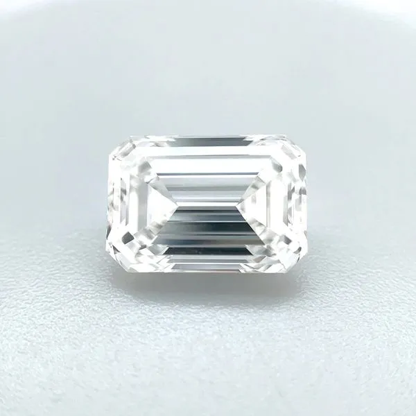 2.20 Ct Emerald Cut Lab Grown Diamond E Color VVS1 Clarity - IGI Franzetti Jewelers Austin, TX