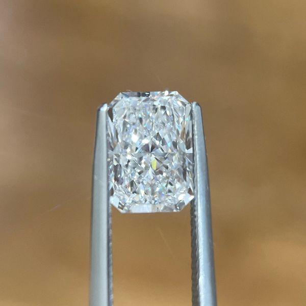 2.58 Ct Radiant Lab Grown Diamond D Color VVS2 Clarity - IGI Image 4 Franzetti Jewelers Austin, TX
