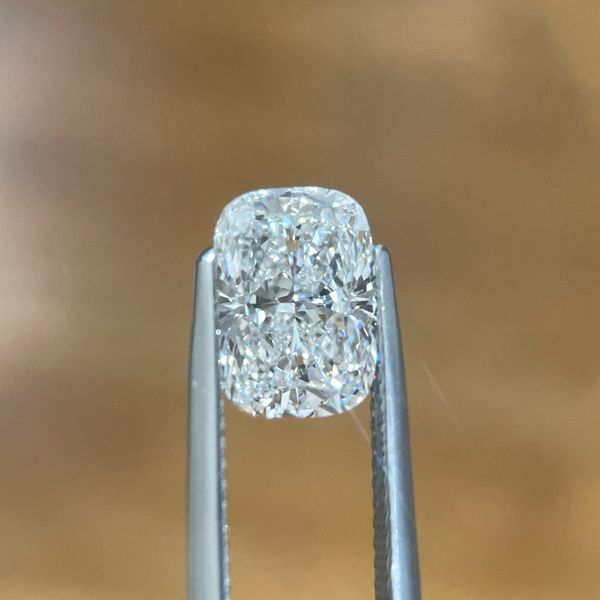 2.81 Ct Elongated Cushion Lab Grown Diamond E Color VVS2 Clarity - IGI Image 4 Franzetti Jewelers Austin, TX