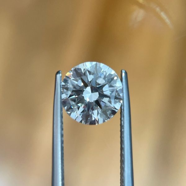 2.59 Ct Round Lab Grown Diamond D Color VVS2 Clarity - IGI Image 4 Franzetti Jewelers Austin, TX