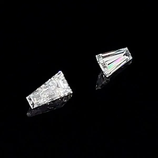 0.31 CTW Matched Pair of Tapered Baguette Cut Lab Grown Diamonds D-E-F VS1-VS2 Image 3 Franzetti Jewelers Austin, TX