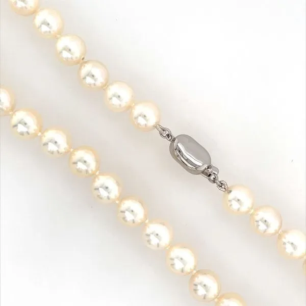 8 - 8.5 mm White Akoya Pearl Necklace with White Gold Clasp 18