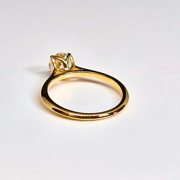 14K Yellow Gold Engagement Ring – 0.73 Ct Round Diamond, VS1 Clarity, E/F Color Image 2 Frontenac Jewellers Kingston, ON
