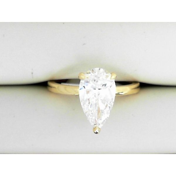 Diamond Engagement Ring Frontenac Jewellers Kingston, ON