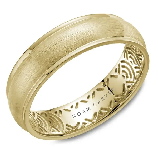 patterned interior  yellow gold wedding band Frontenac Jewellers Kingston, ON