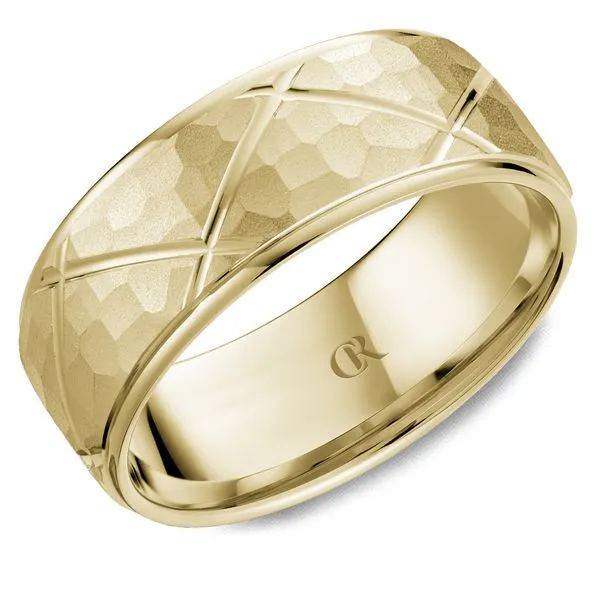 14K Yellow Gold 8mm Men’s Hammered Criss-Cross Pattern Ring Frontenac Jewellers Kingston, ON
