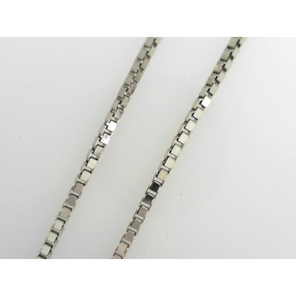 Precious Metal Chain Frontenac Jewellers Kingston, ON