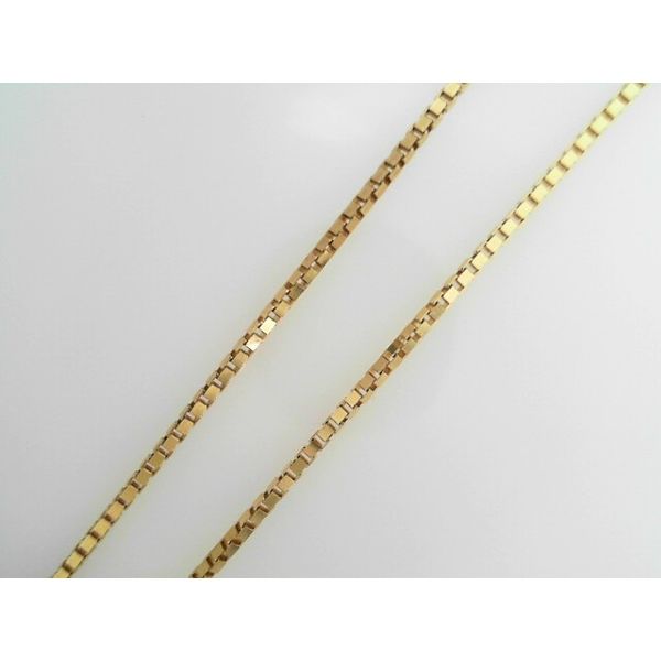 Precious Metal Chain Frontenac Jewellers Kingston, ON