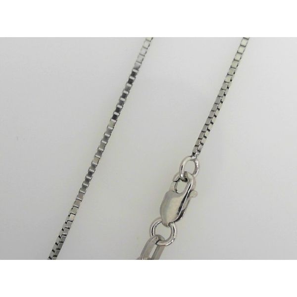 Precious Metal Chain Frontenac Jewellers Kingston, ON