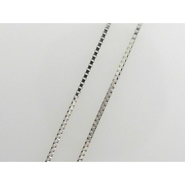 Precious Metal Chain Frontenac Jewellers Kingston, ON