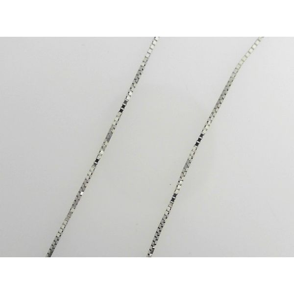 Precious Metal Chain Frontenac Jewellers Kingston, ON