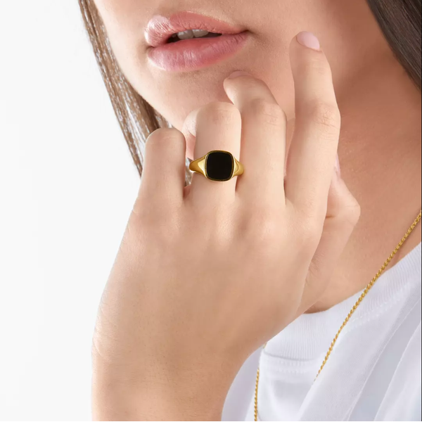 Thomas Sabo Men's Signet Ring Image 2 Frontenac Jewellers Kingston, ON
