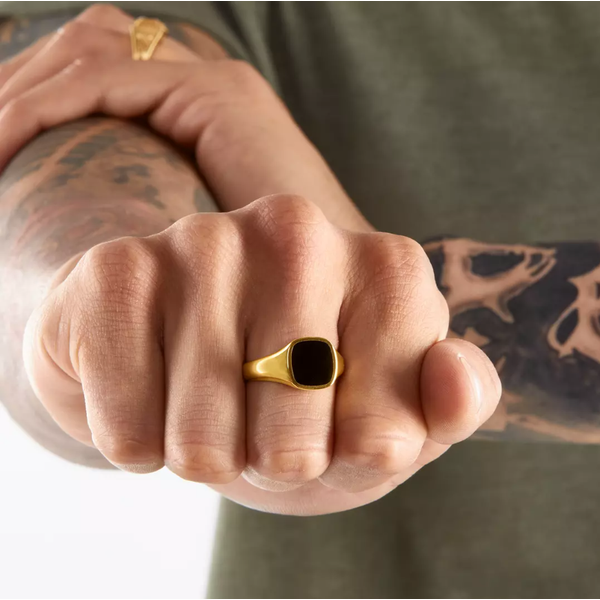Thomas Sabo Men's Signet Ring Image 3 Frontenac Jewellers Kingston, ON