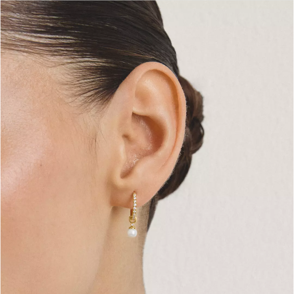 Thomas Sabo Hoop Pearl Earrings with White Zirconia Image 3 Frontenac Jewellers Kingston, ON