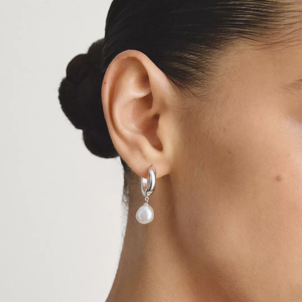 Thomas Sabo Pearl Hoop Earrings Image 3 Frontenac Jewellers Kingston, ON