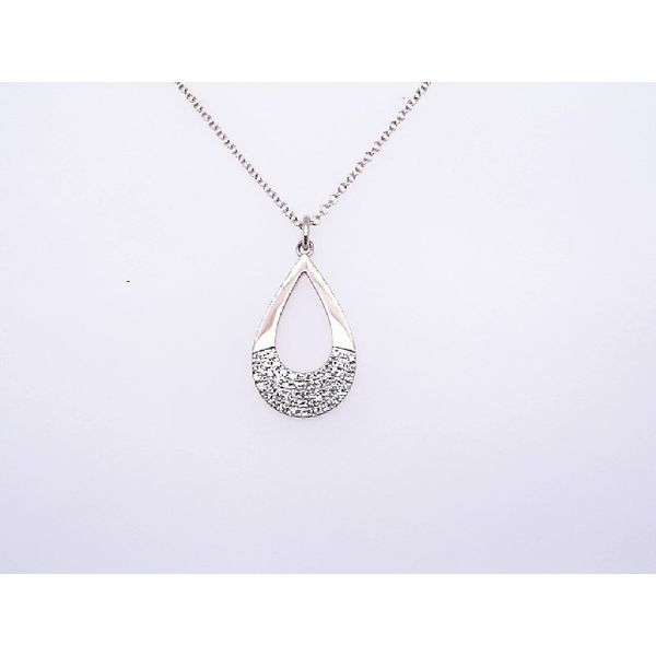 Necklace Gaines Jewelry FLINT, MI