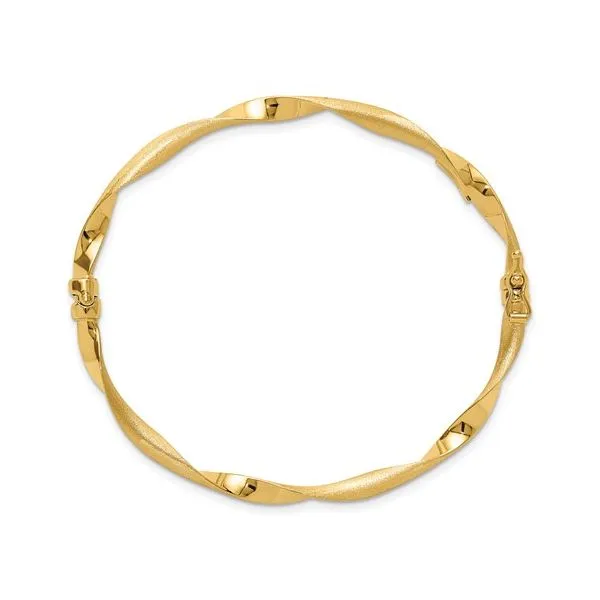 Leslie\'s Lifetime Warranty Gaines Jewelry FLINT, MI