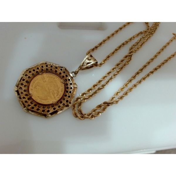 Diamond Pendant Image 2 James Gattas Jewelers Memphis, TN