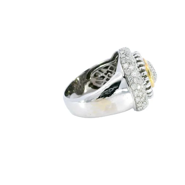 18K Two-Tone Diamond Statement Ring Image 4 Carroll's Jewelers Fort Lauderdale, FL
