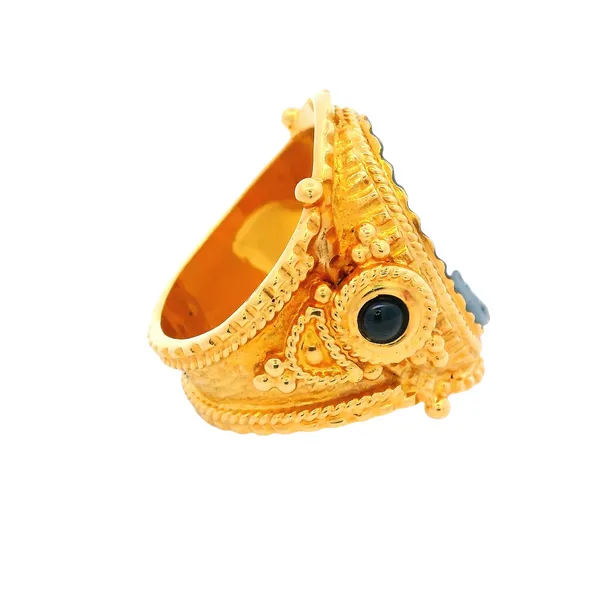 22K Yellow Gold Cameo Ring Image 4 Carroll's Jewelers Fort Lauderdale, FL