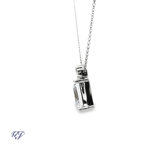 Echoes of Turin Pendant Image 3 Geneva Jewelry Riverside, CA