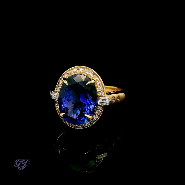 18K Yellow Gold 5.74ct Oval Tanzanite Ring Image 3 Geneva Jewelry Riverside, CA
