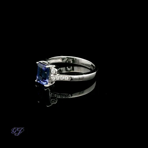 18K White Gold 1.09ct Emerald Tanzanite Ring Image 3 Geneva Jewelry Riverside, CA
