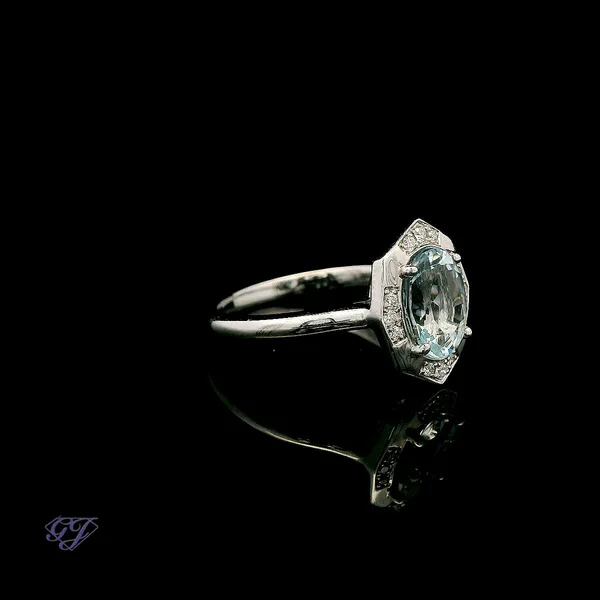 14K White Gold 1.42ct Oval Aquamarine Ring Image 2 Geneva Jewelry Riverside, CA