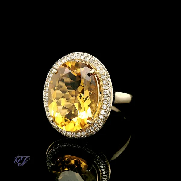 14K Yellow Gold 5.14ct Oval Yellow Topaz Ring Image 3 Geneva Jewelry Riverside, CA