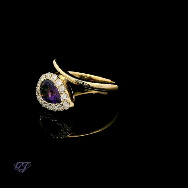 14K Yellow Gold 1.11ct Pear Amethyst Ring Image 3 Geneva Jewelry Riverside, CA
