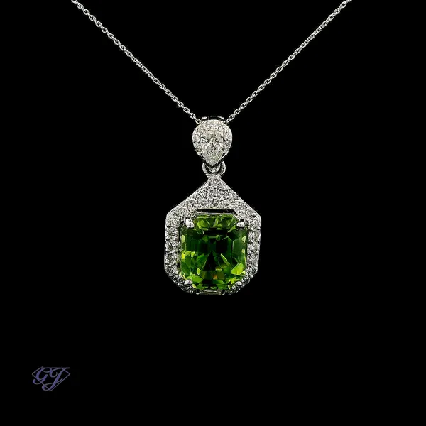 18K White Gold 6.39ct Emerald Cut Peridot Pendant Geneva Jewelry Riverside, CA